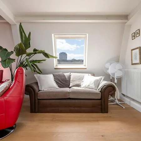 Appartamento Guestready-Trendy Penthouse With Terrace In Londra Esterno foto