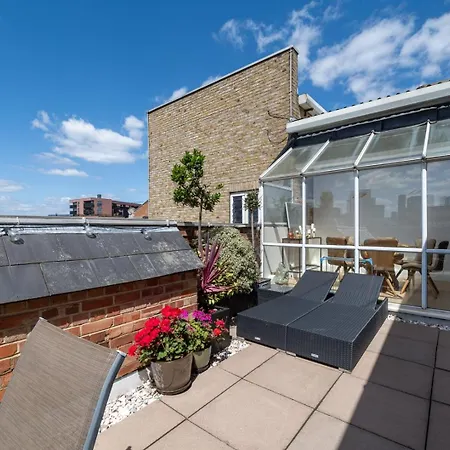 Appartamento Guestready-Trendy Penthouse With Terrace In Londra Esterno foto