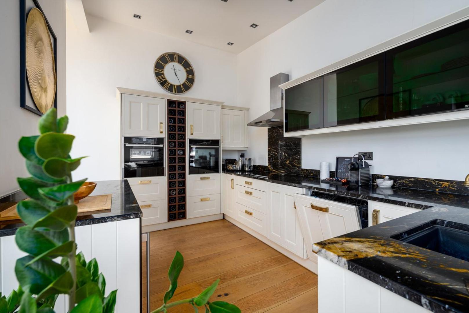 Guestready-trendy Penthouse With Terrace In Апартаменты