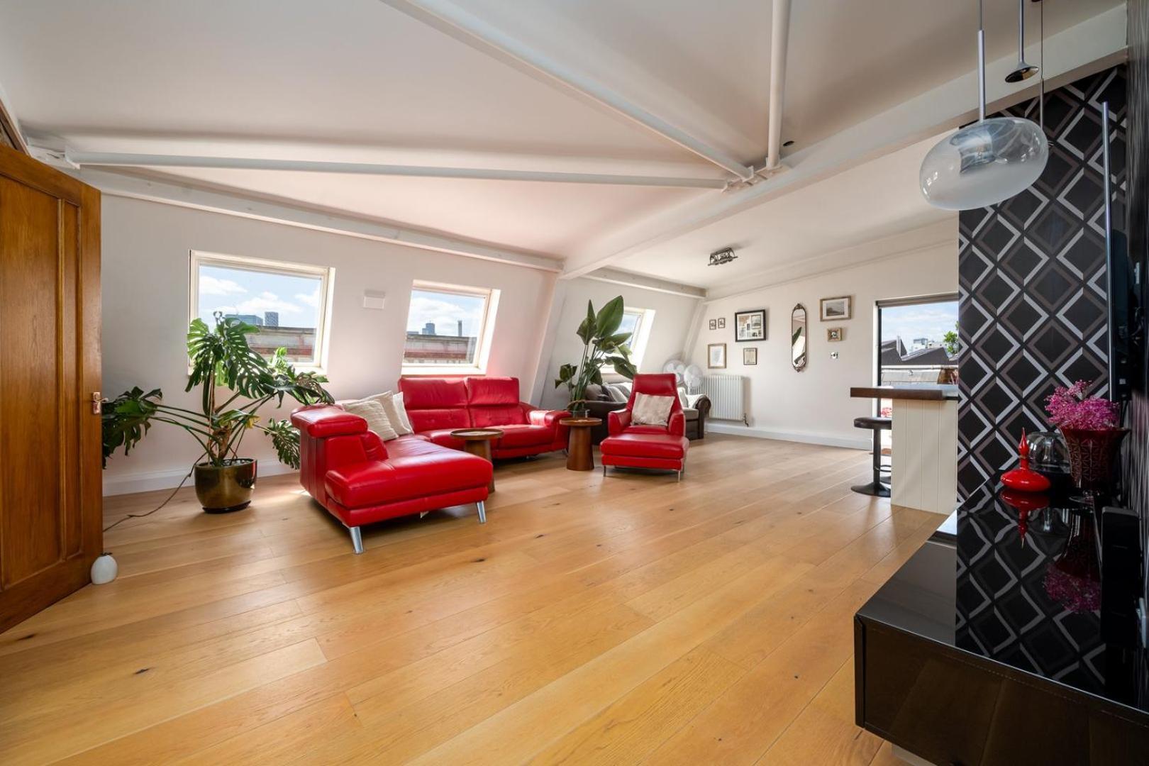 Апартаменты Guestready-trendy Penthouse With Terrace In *