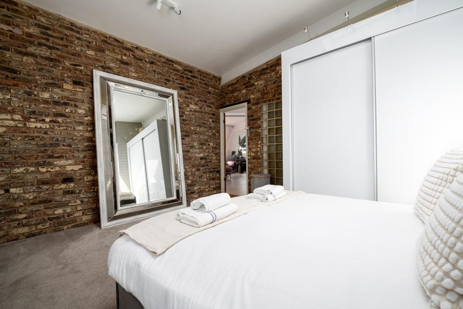 Апартаменты Guestready-trendy Penthouse With Terrace In